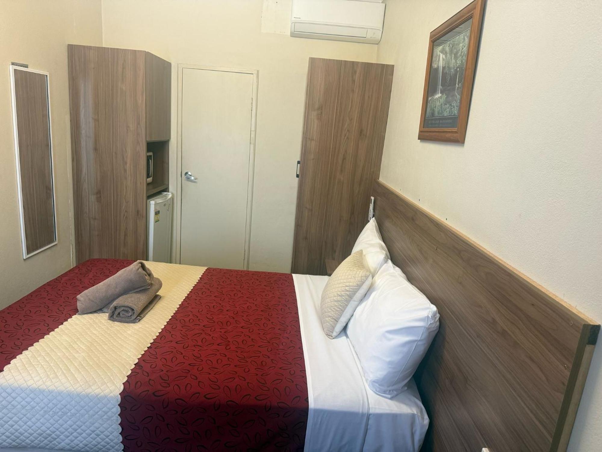 Wattle Tree Motel Cootamundra Eksteriør bilde